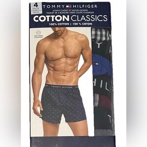 Tommy Hilfiger Men's 4-Pack
Classic Fit Woven Boxers
Medium (32-34) Assorted